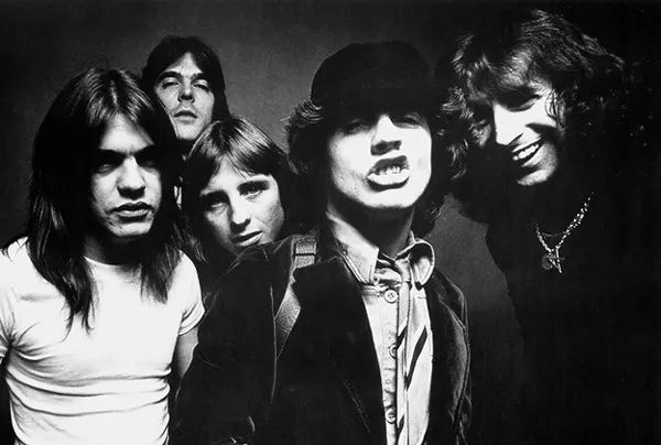 AC/DC